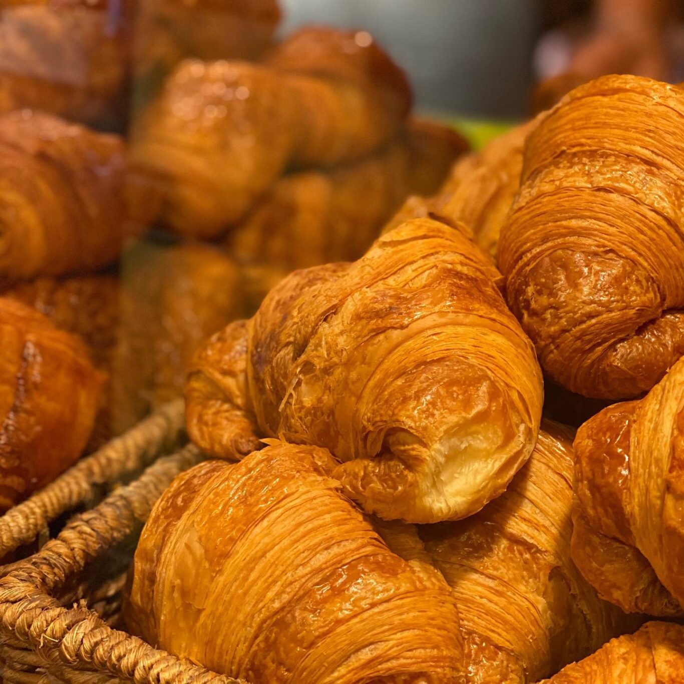 C'est La Vie - Pastries Breakfast & Dinner in Sarasota, FL (3)