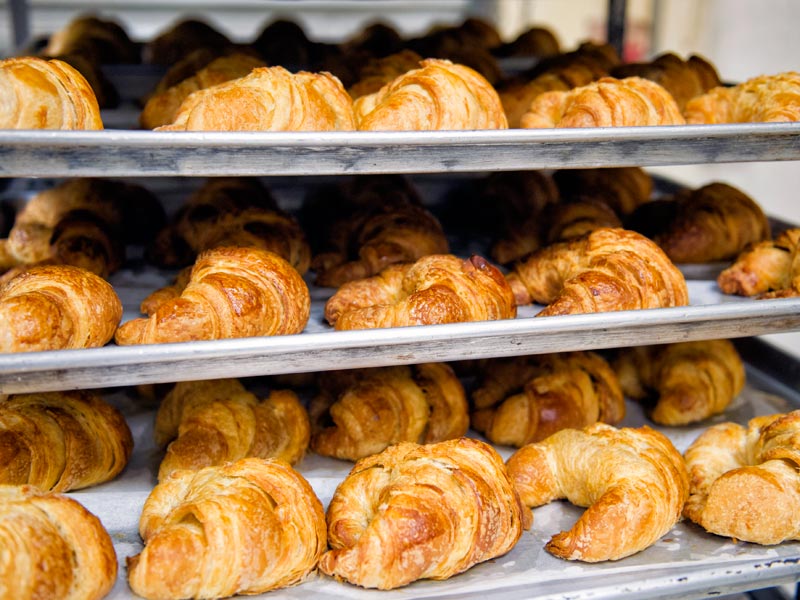 C'est La Vie - Pastries Breakfast & Dinner in Sarasota, FL (5)