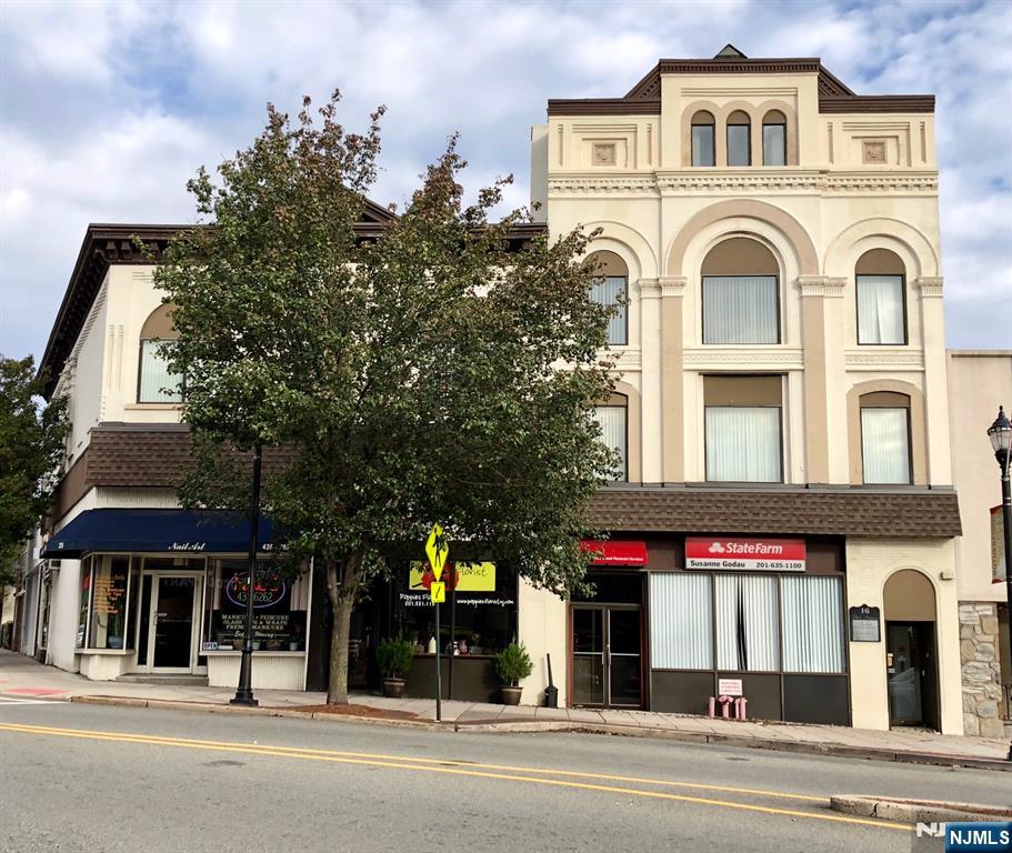 Kurgan-Bergen Realtors in Rutherford, NJ (2)