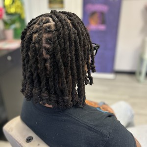 Pashens Beauty, Locs & More in Greenville, SC (6)