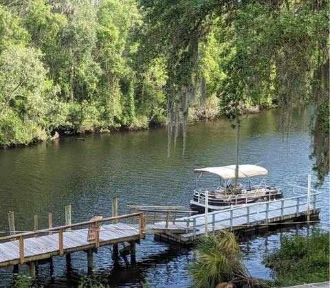 Blackwater Restaurant in Yankeetown, FL (2)