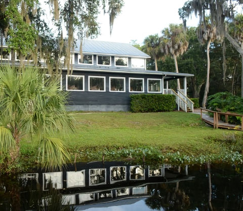 Blackwater Restaurant in Yankeetown, FL (3)