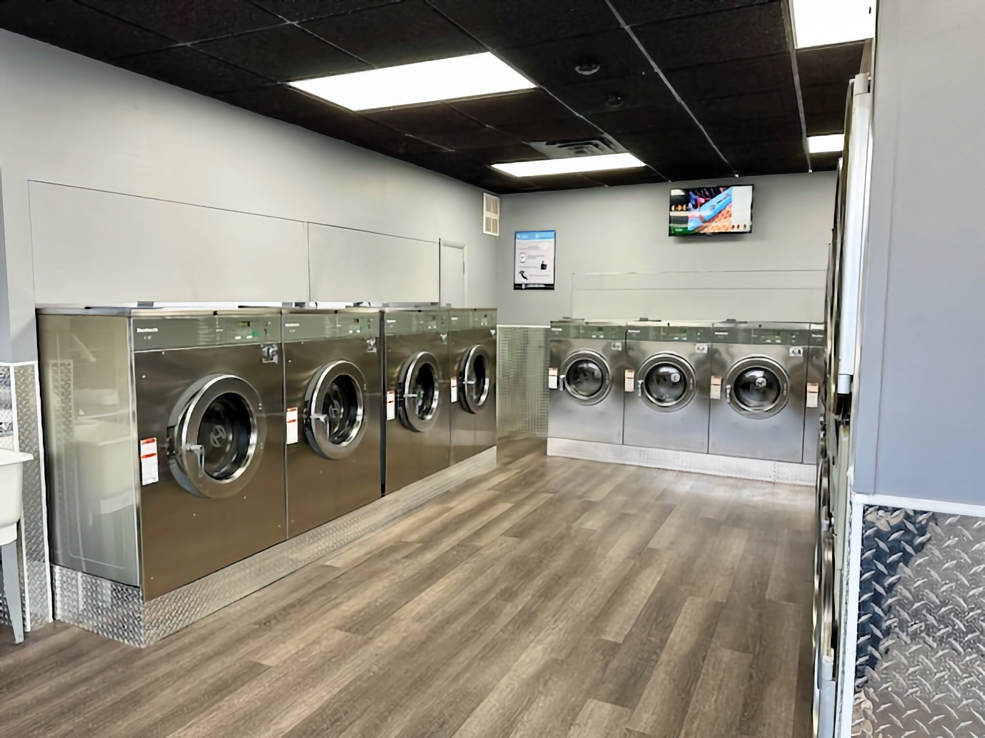 Bluestone Laundromat Towanda in Towanda, PA (4)