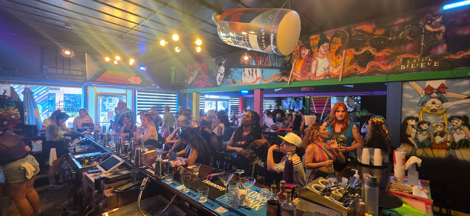 The Neon Lunchbox in St. Petersburg, FL (3)