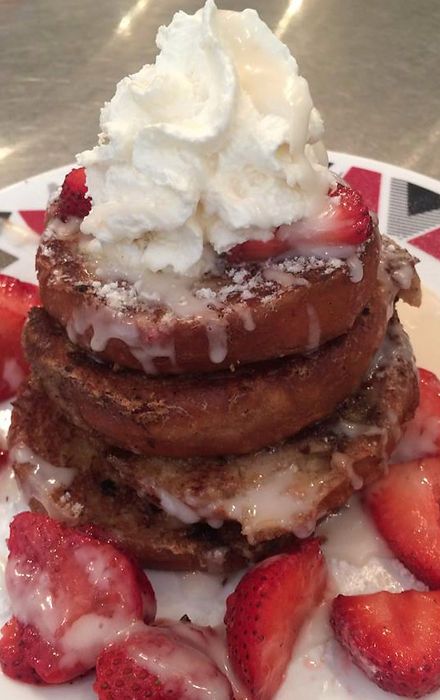 Mamie's Cafe & Bakery in Martinsburg, PA