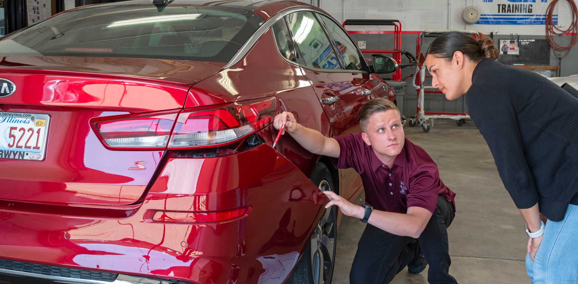 Parkville Auto Body Inc in Bensenville, IL (2)