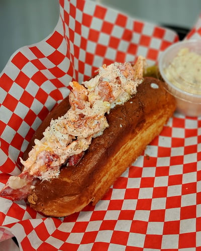 Maine Street Lobster Roll in North Myrtle Beach, SC