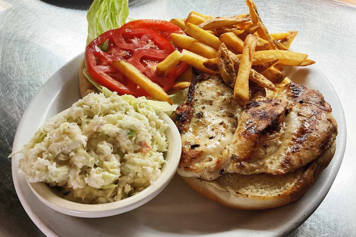Wagon Wheel Restaurant in Fort Lawn, SC (3)