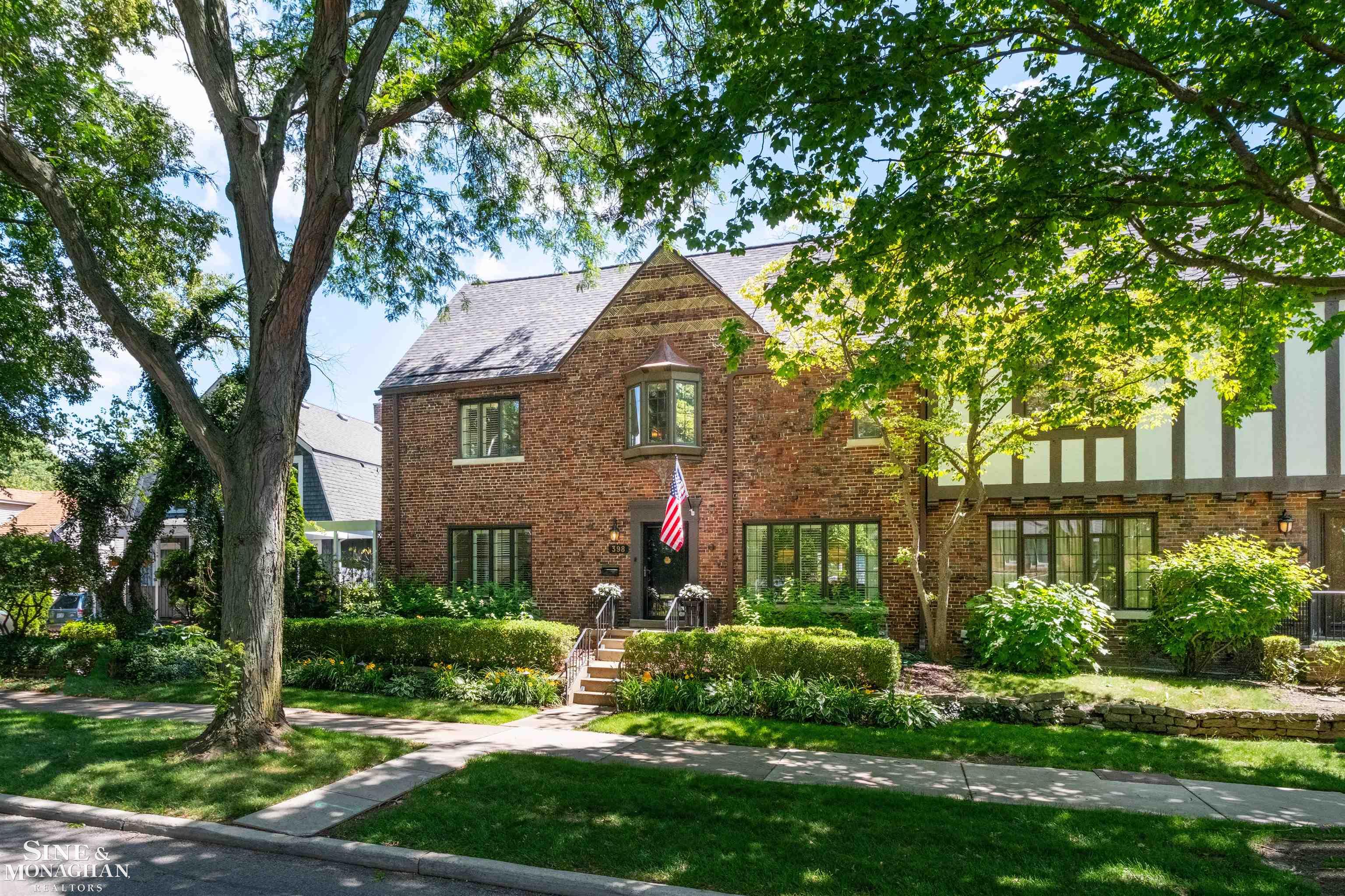 Shana Sine Cameron in Grosse Pointe Farms, MI (2)