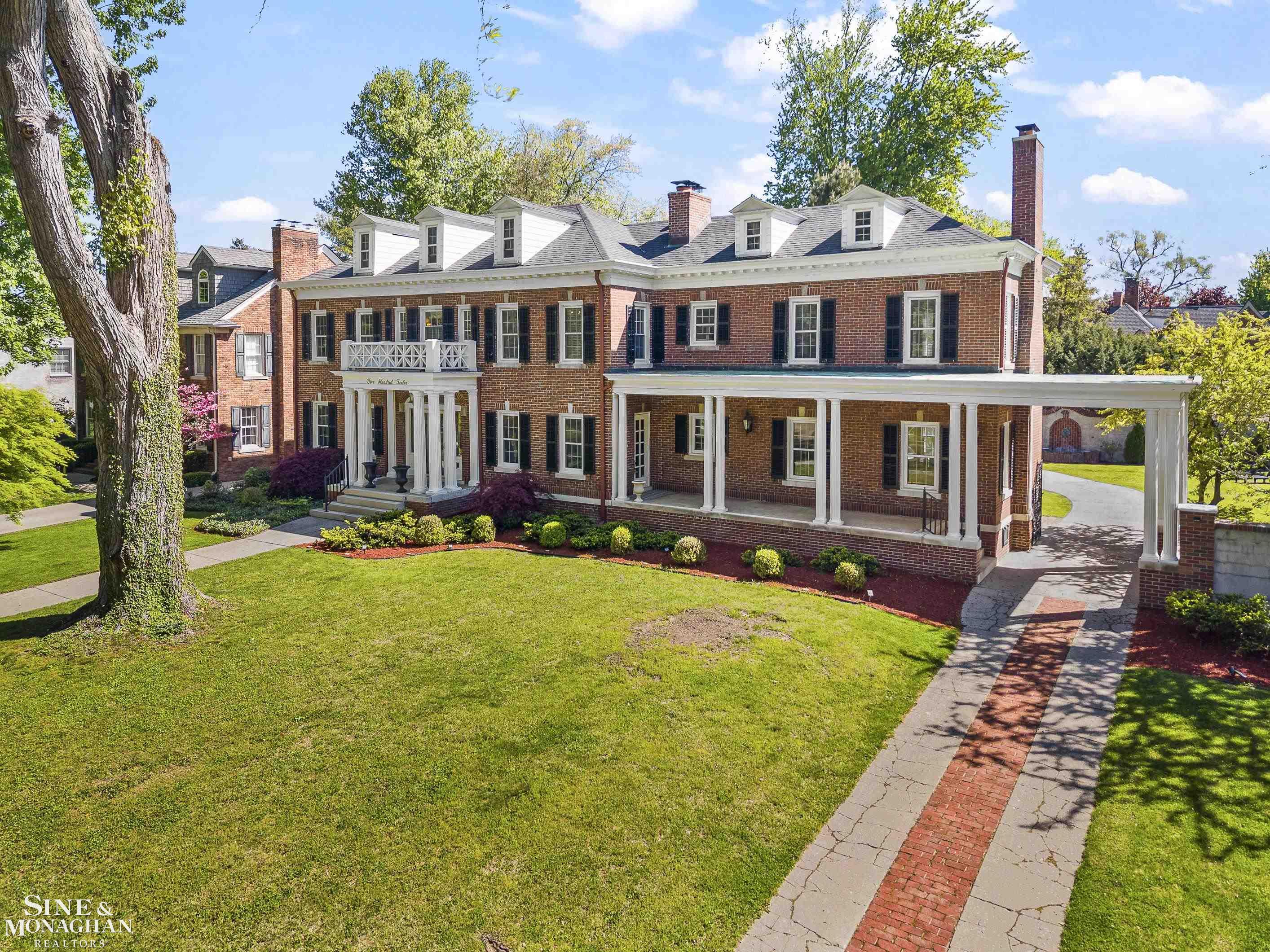 Shana Sine Cameron in Grosse Pointe Farms, MI (3)