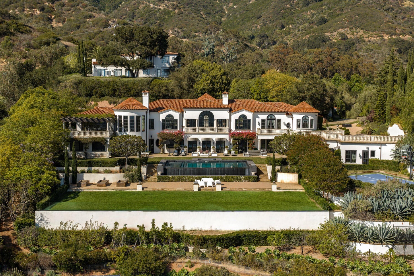 Barbara Neary - Neary Real Estate in Montecito, CA