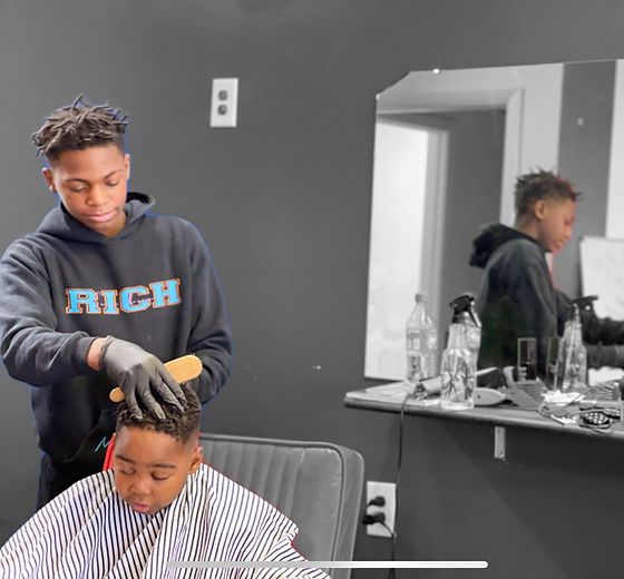 Fade Factory Barbershop in Mobile, AL (4)