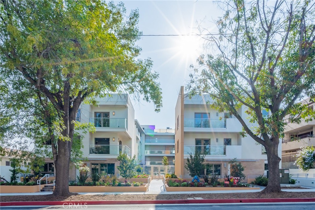 Agency 8 Real Estate Group in Claremont, CA