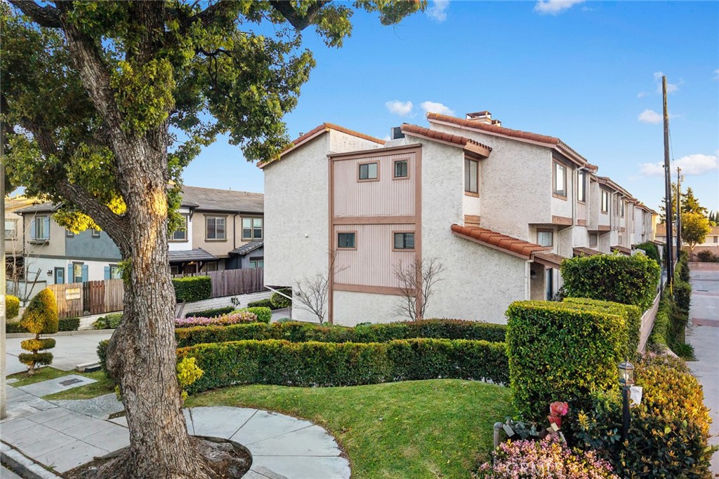 Agency 8 Real Estate Group in Claremont, CA (2)