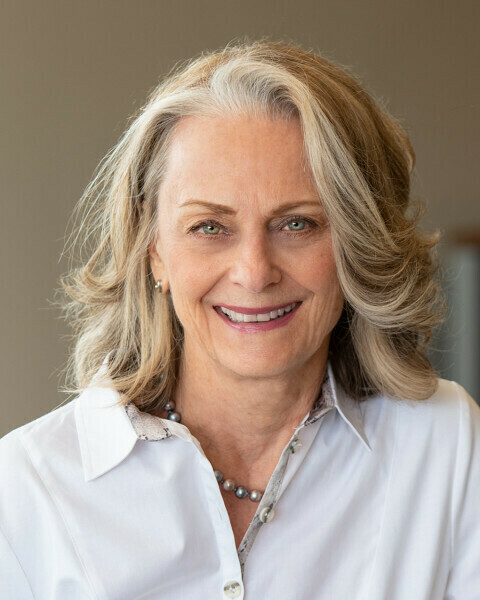 Margaret Goss - Real Estate Broker, @properties Winnetka/North Shore IL in Winnetka, IL