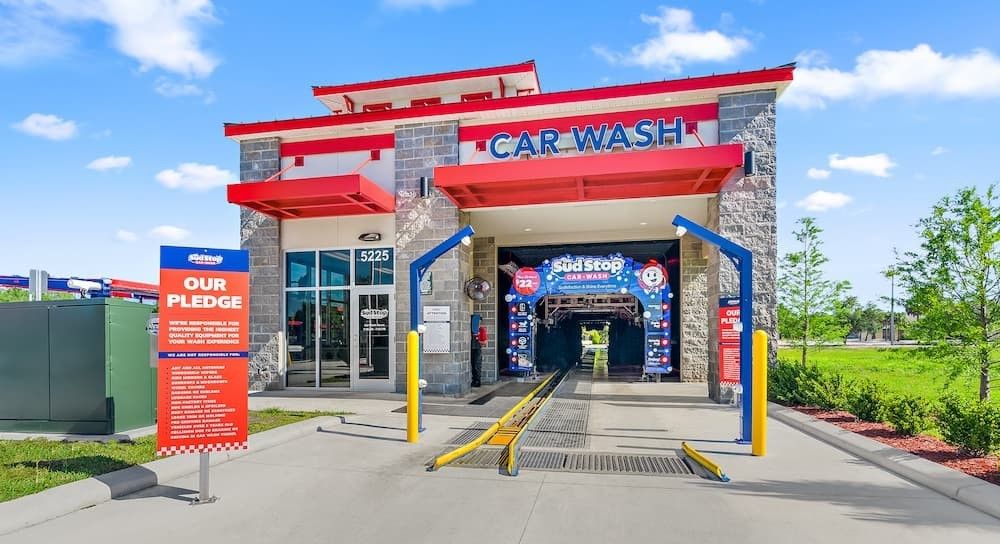 Sud Stop Car Wash in Defuniak Springs, FL