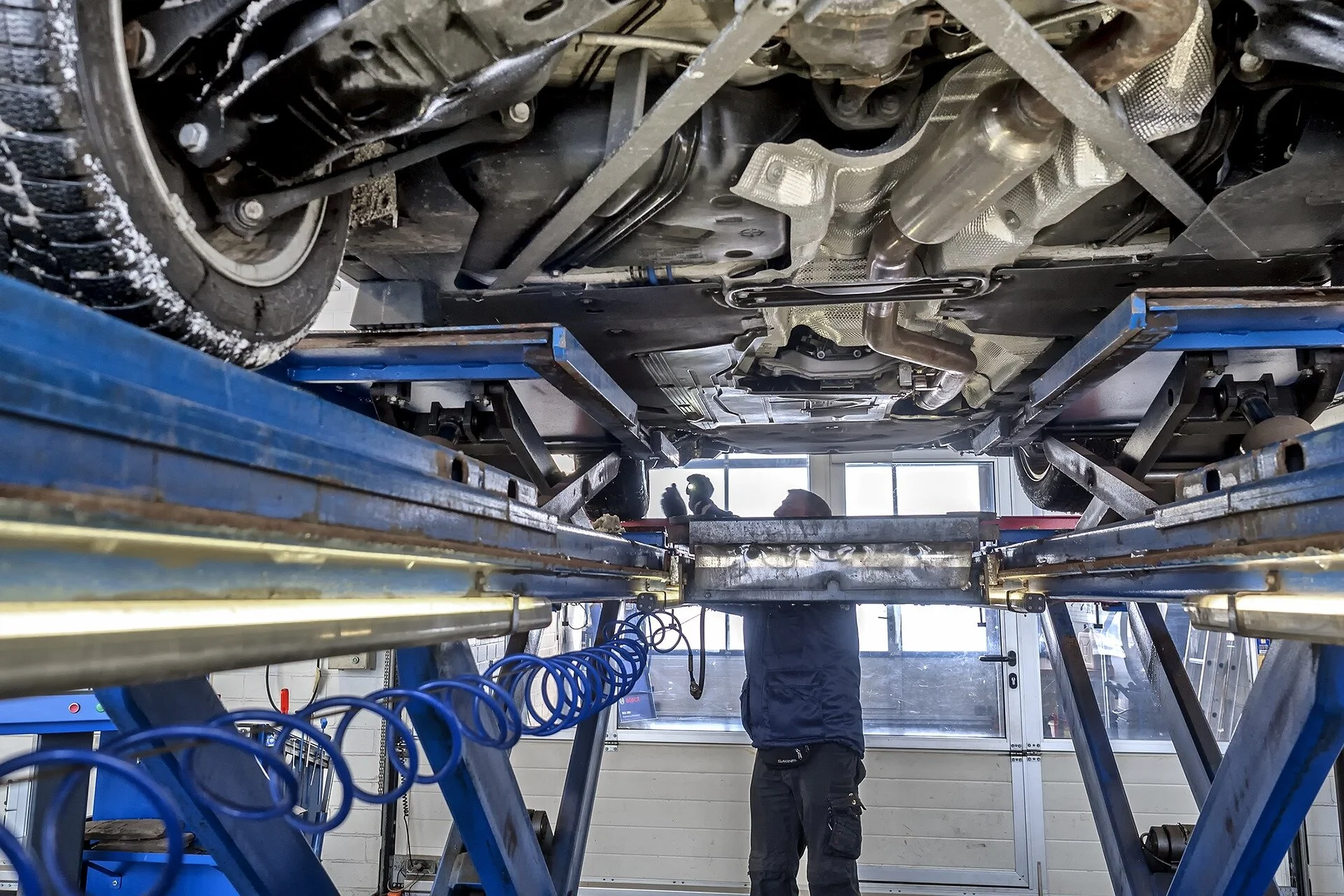 T & H Motors in Garfield, NJ (3)
