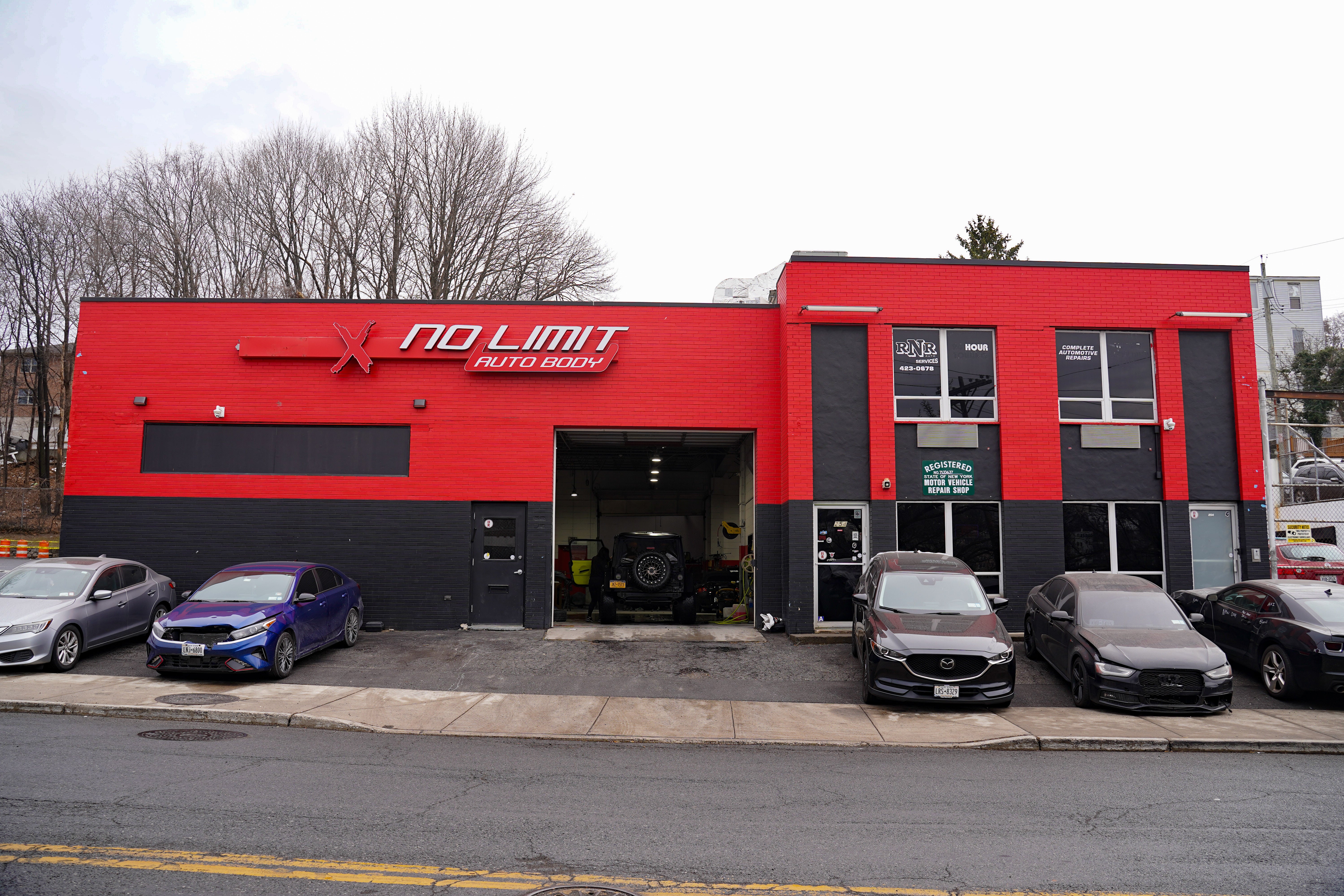 No Limit Yonkers Auto Body Shop in Yonkers, NY