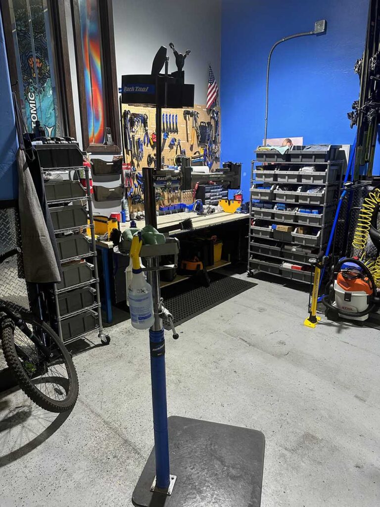 Black Tie Ski & Bike Rental Delivery of Mammoth in Mammoth Lakes, CA (3)