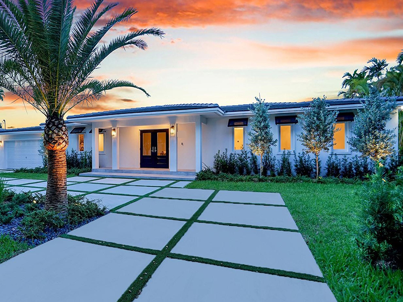 Realty Empire Miami Lakes | Stephanie Leon, Broker in Miami Lakes, FL (3)