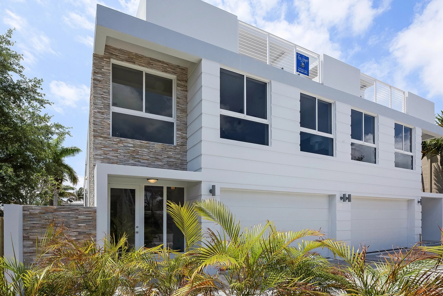 Realty Empire Miami Lakes | Stephanie Leon, Broker in Miami Lakes, FL (5)