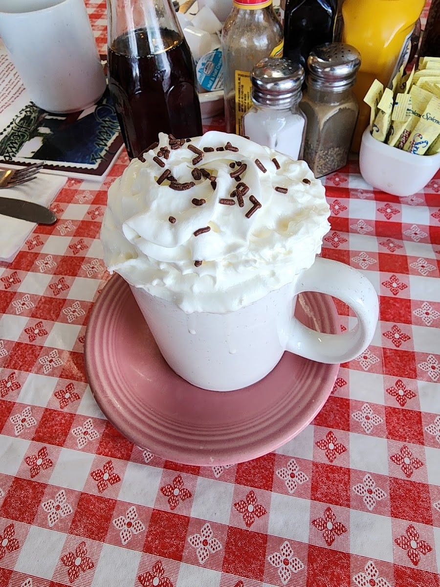 Ellen's Danish Pancake House in Buellton, CA (3)