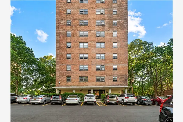 Horowitz Real Estate in Astoria, NY (6)