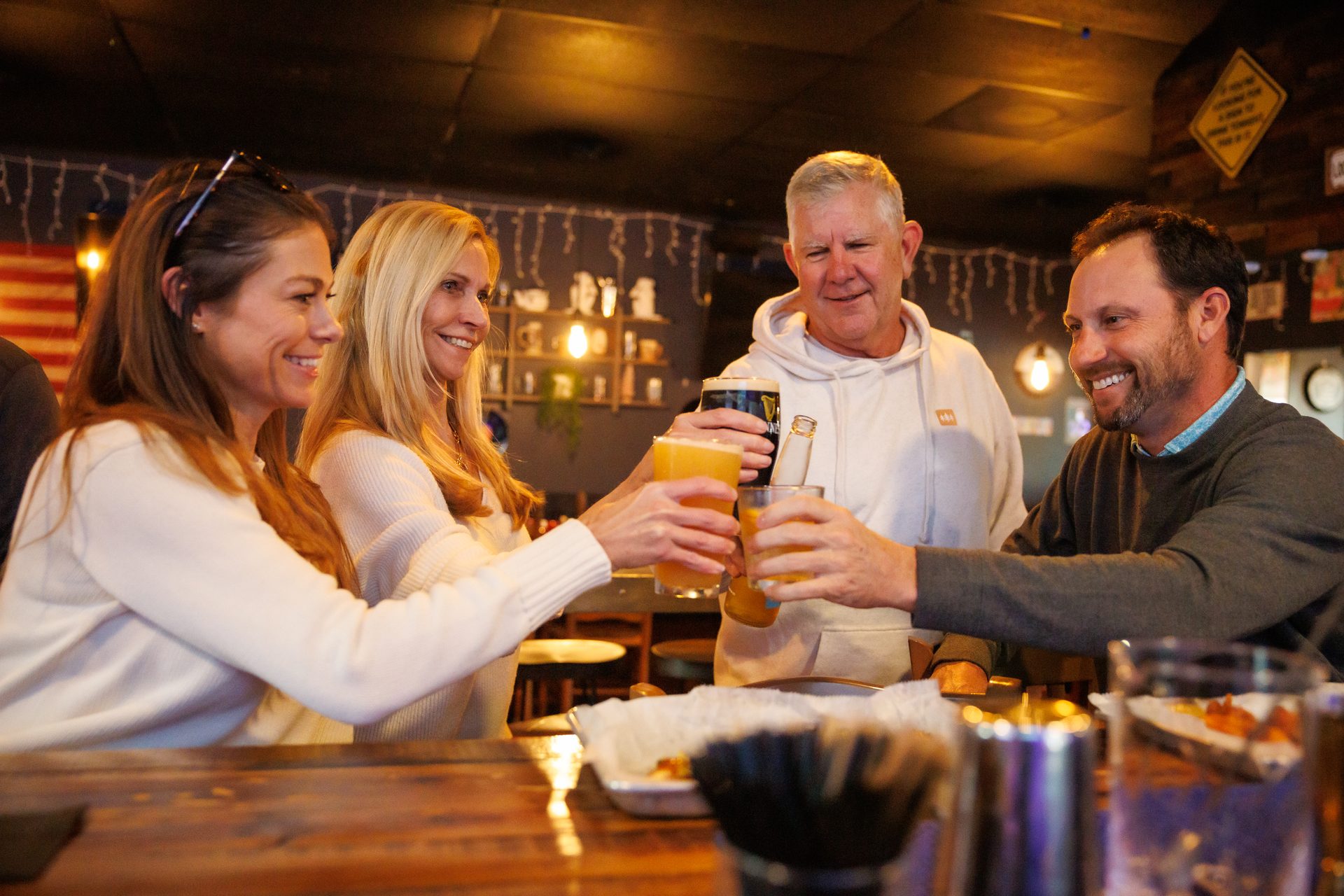 Locals Pub Tequesta in Tequesta, FL (2)
