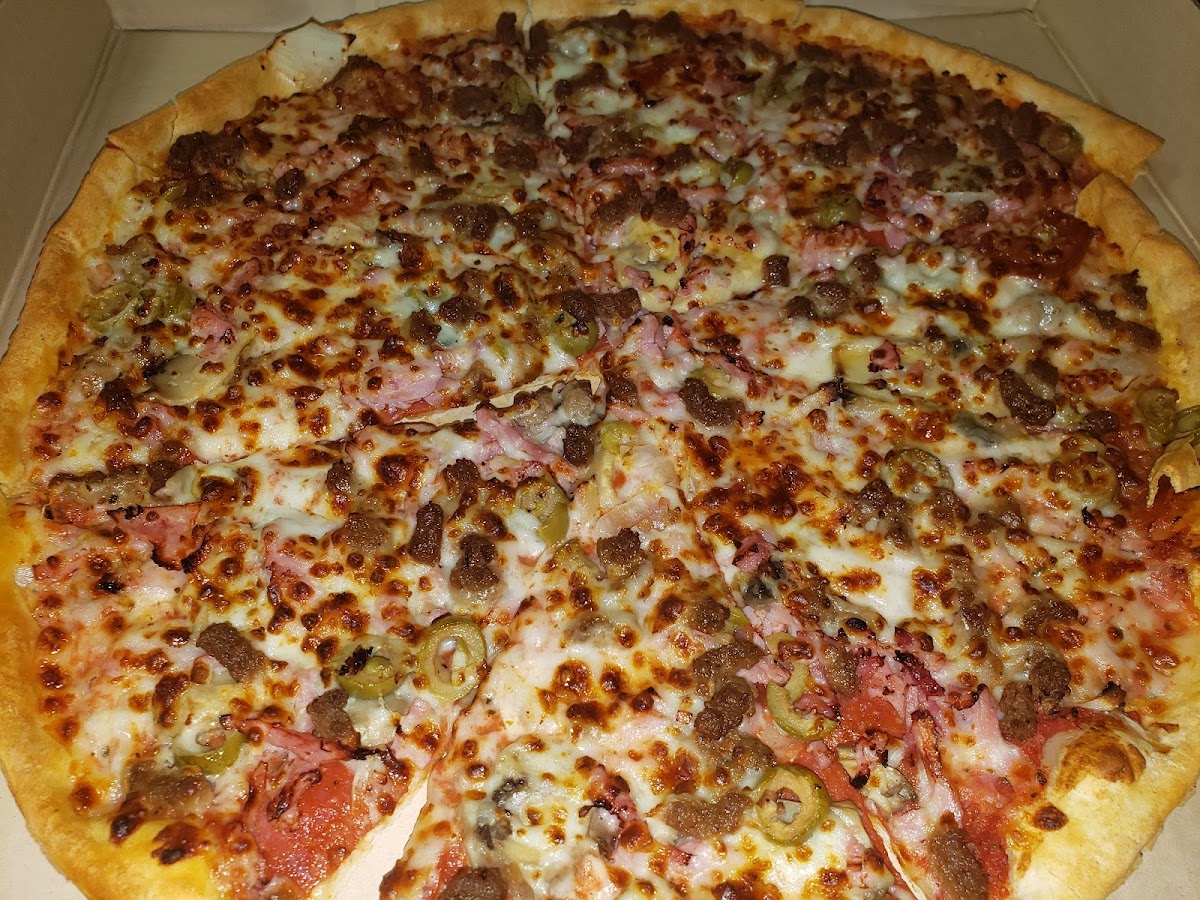 Village Pizza in Hazlehurst, GA (2)