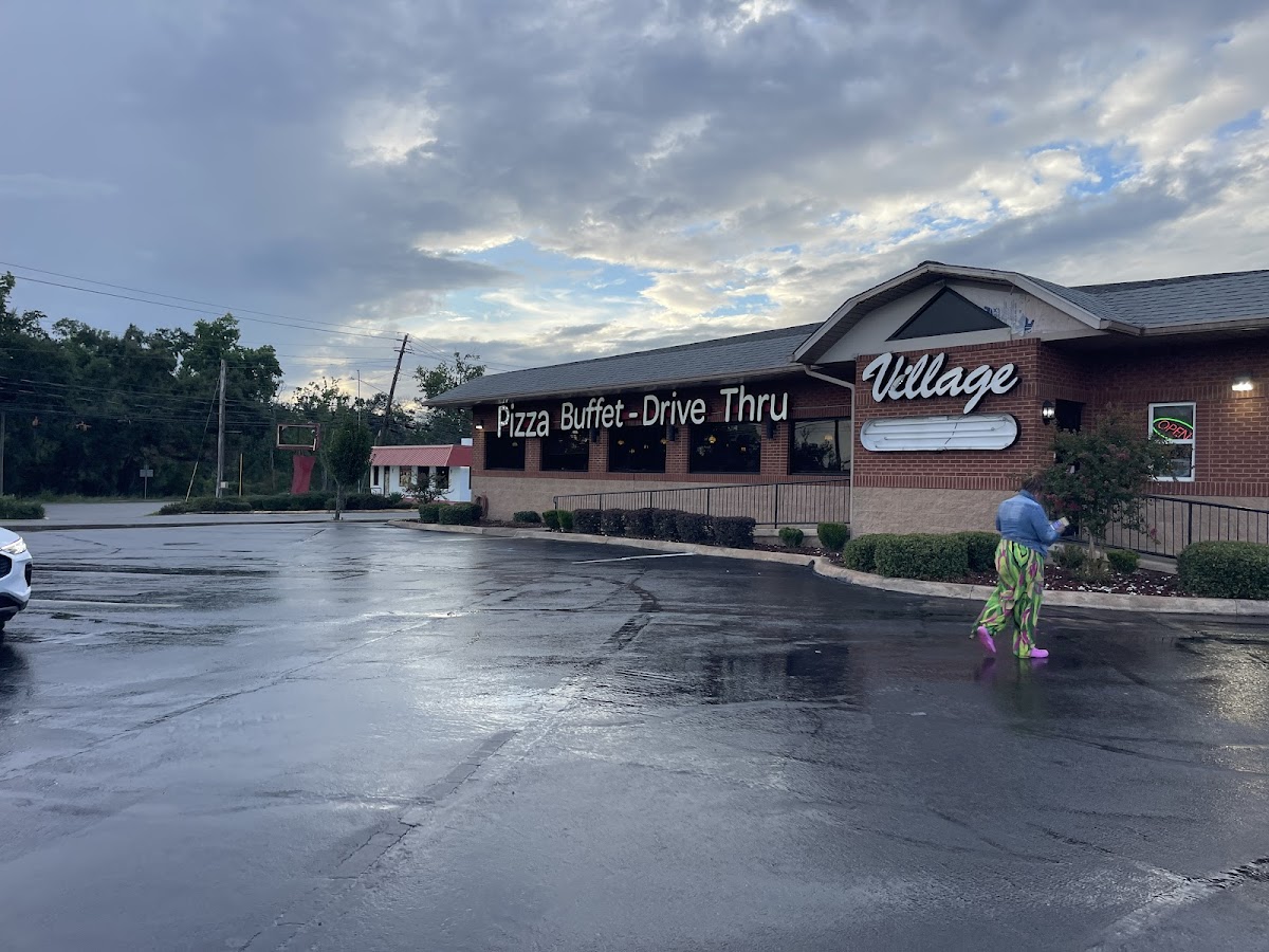 Village Pizza in Hazlehurst, GA (5)