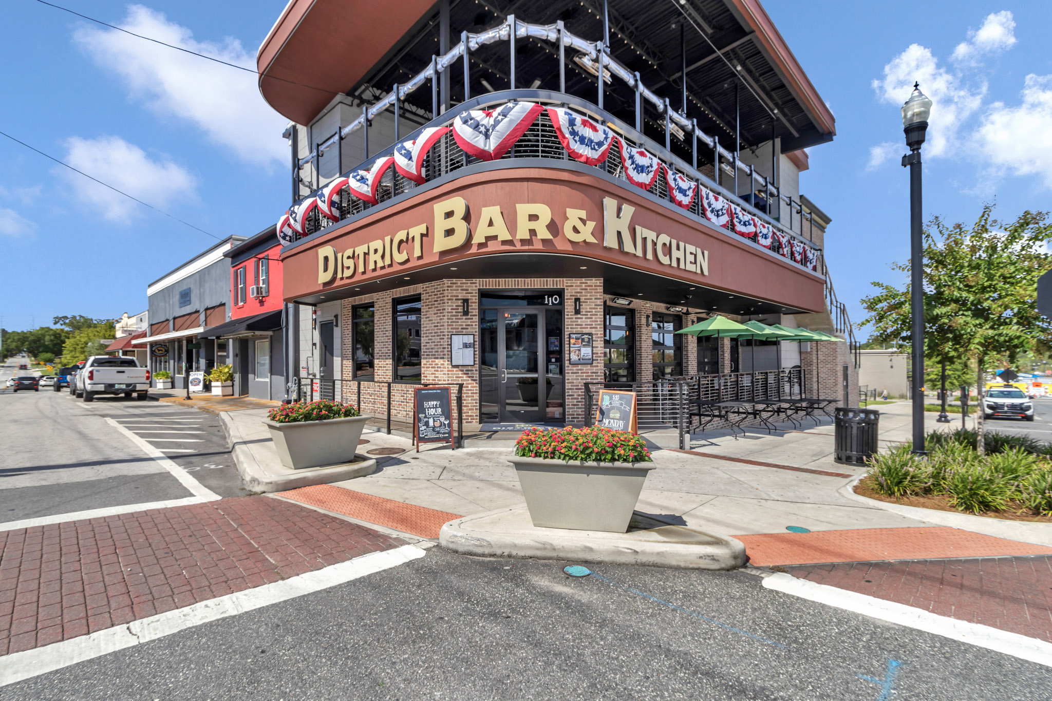 District Bar and Kitchen in Ocala, FL