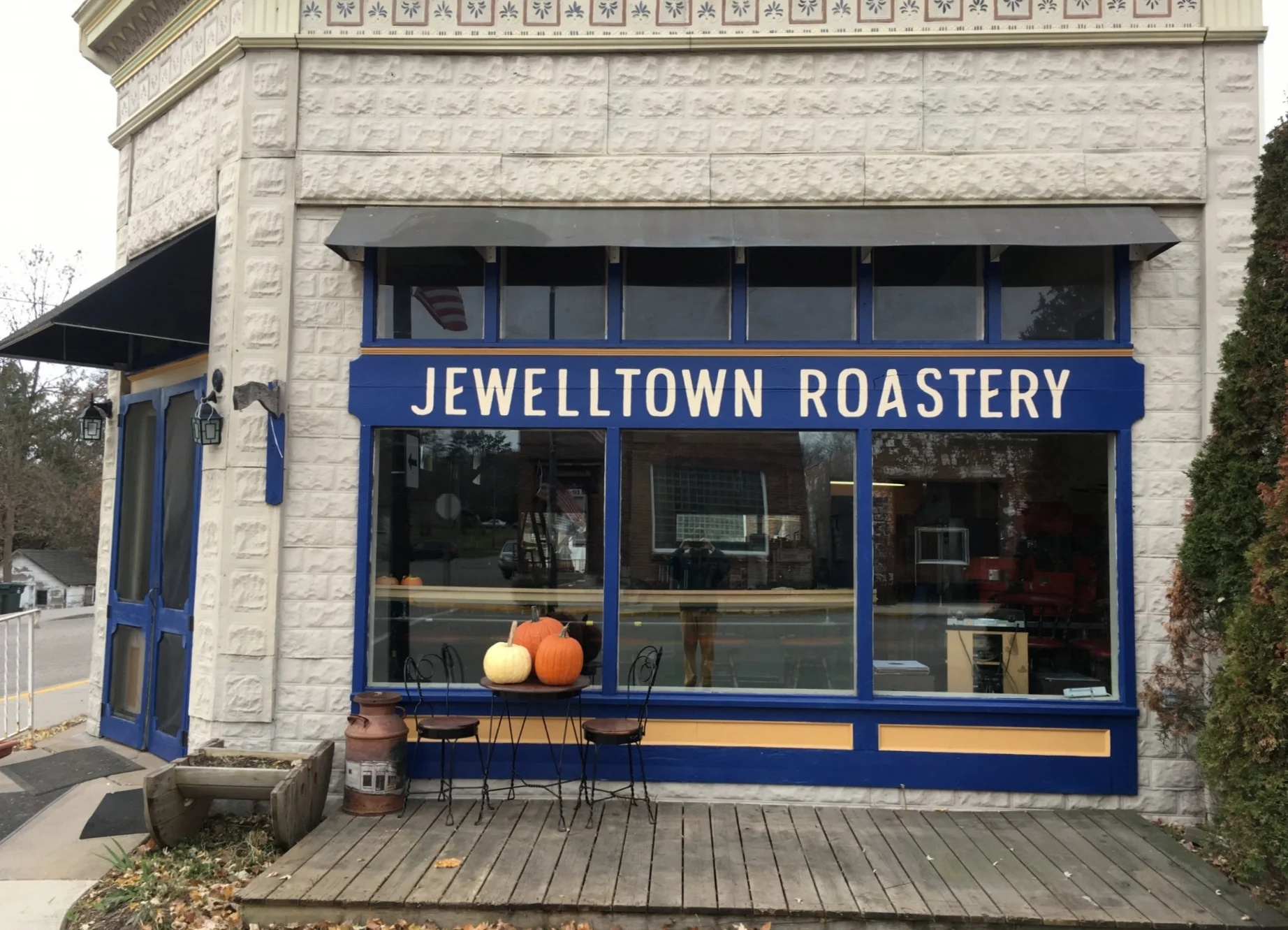 Jewelltown Cafe in New Richmond, WI