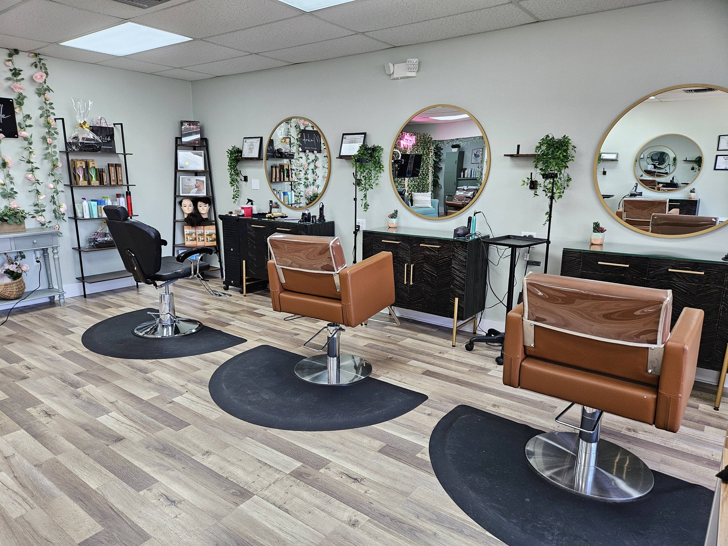 Miabelle Beauty in Pinellas Park, FL