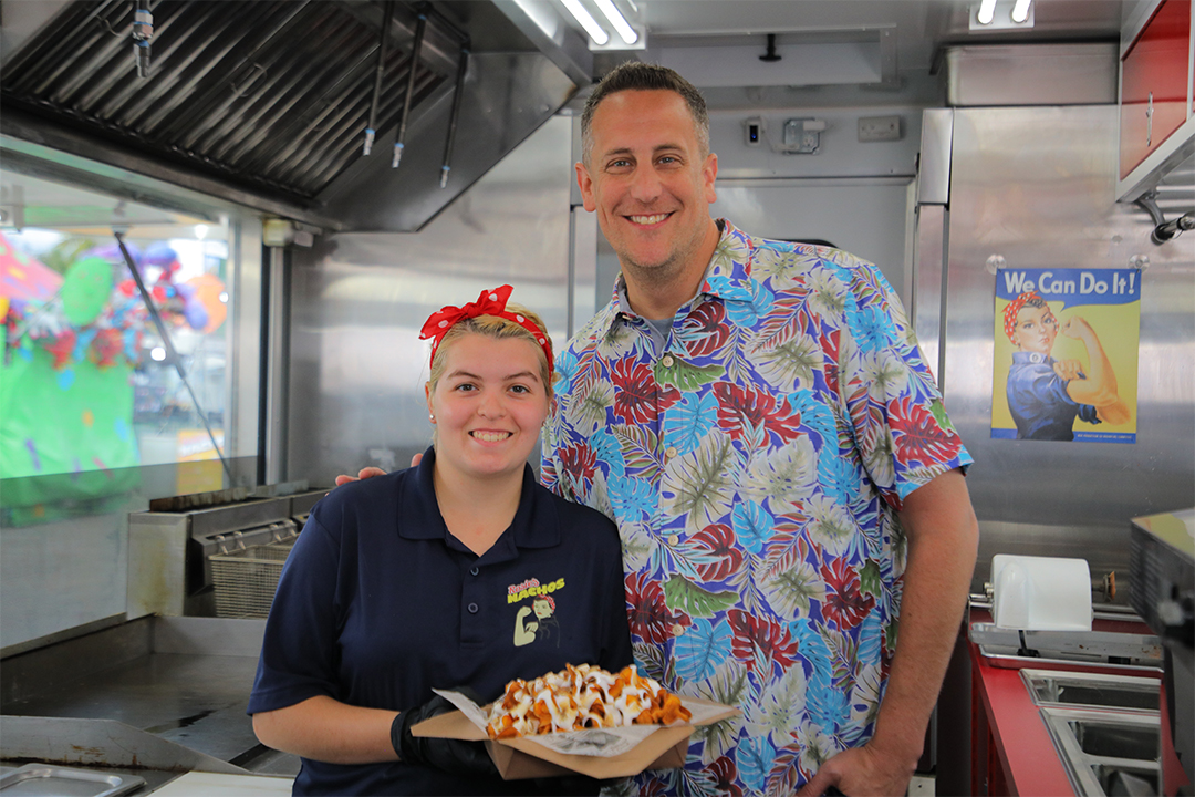 Rosie's Rolling Grille Food Truck in Massillon, OH (4)