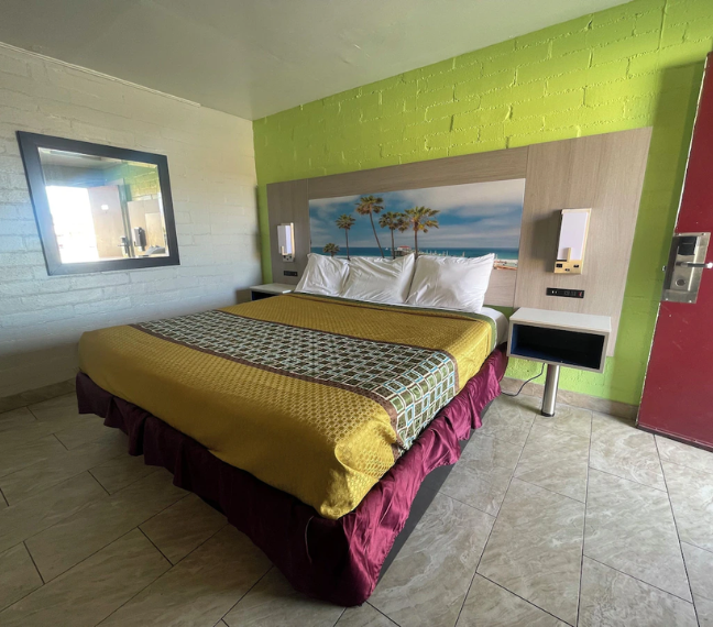 Black Horse Motel in Apple Valley, CA (2)