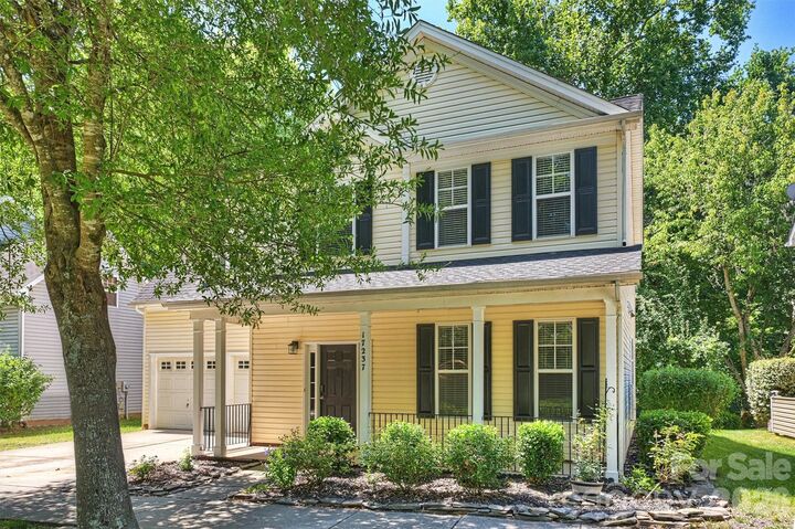Victoria Baughman Realtor NC and SC in Cornelius, NC (2)