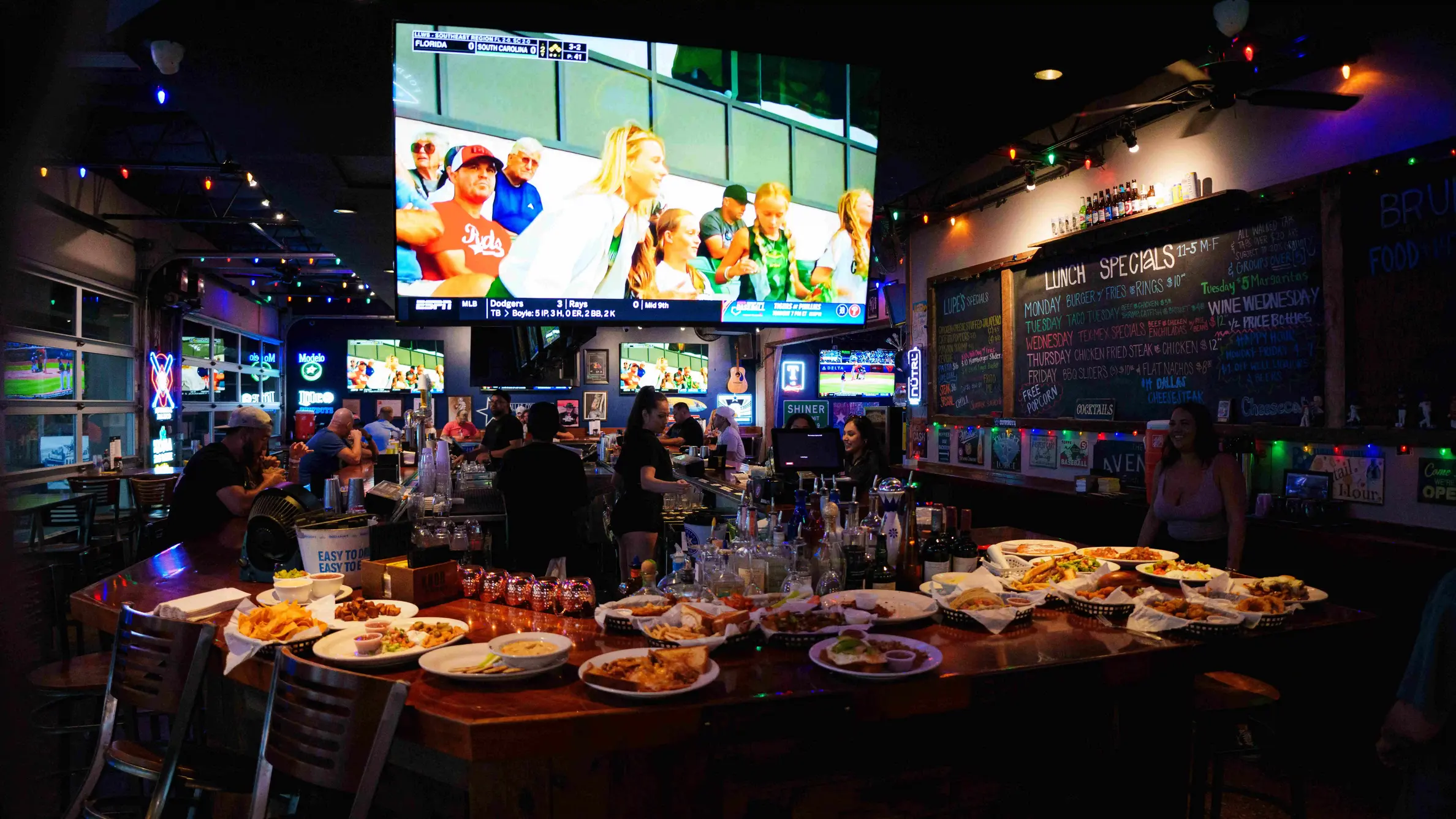 2nd Avenue Sports Grill in Anna, TX