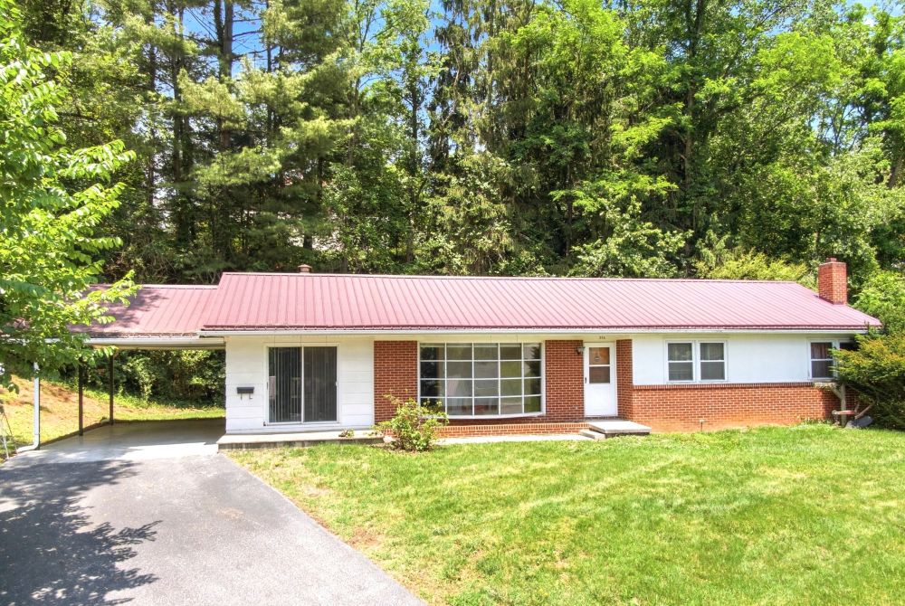 Lavinder Real Estate, Inc. in Pearisburg, VA (3)