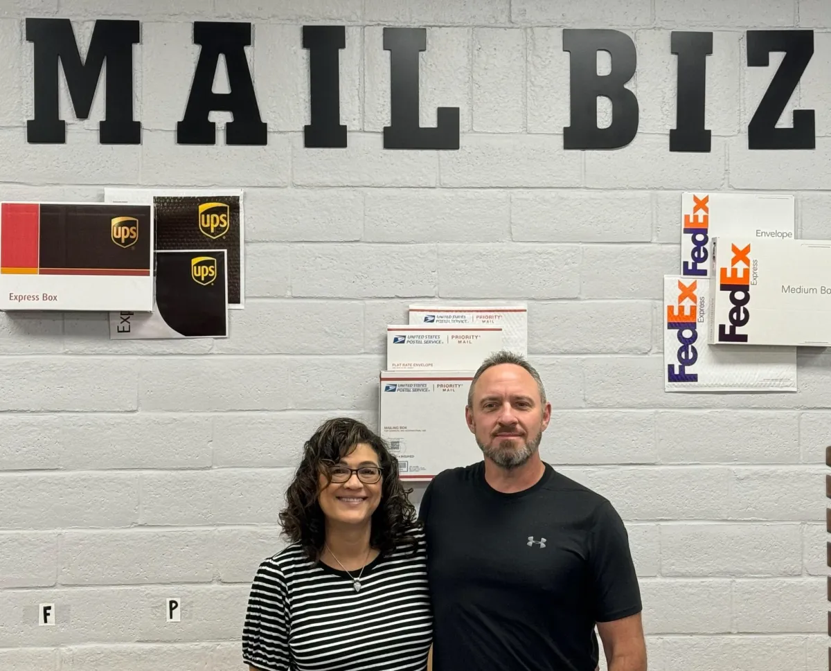 Mail Biz Hilltop in Redding, CA (4)