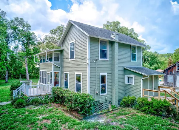 Tammy Hall, Realtor with LPT Realty in Debary, FL (4)