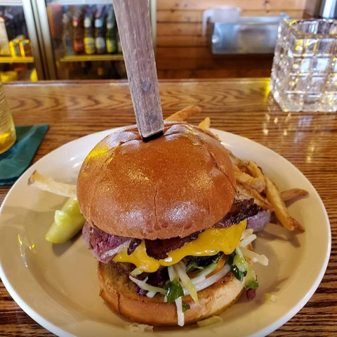 Madeline's Dining & Events in Cranesville, PA (2)