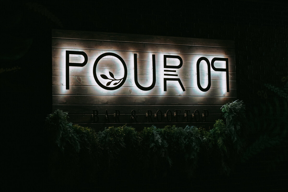 Pour09 Bar & Rooftop in Beaumont, TX (2)