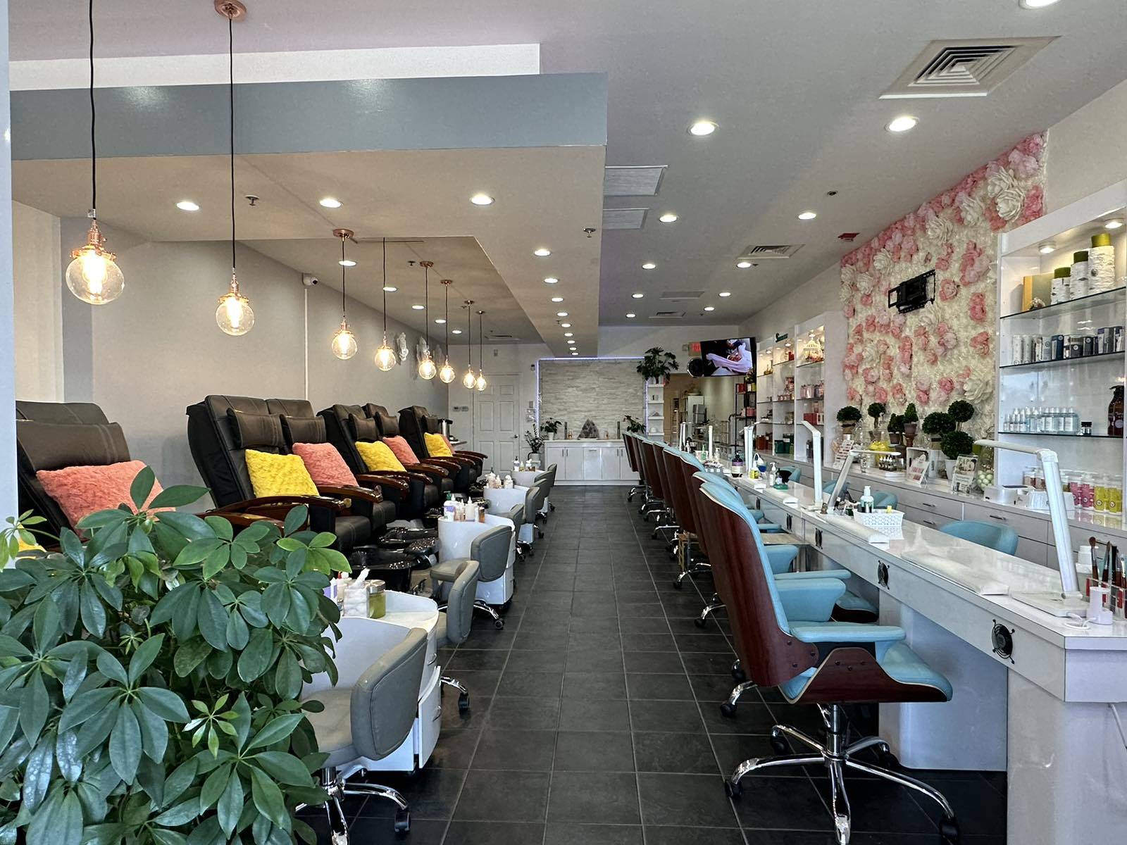 Sunrise Nails & Spa in Manassas, VA