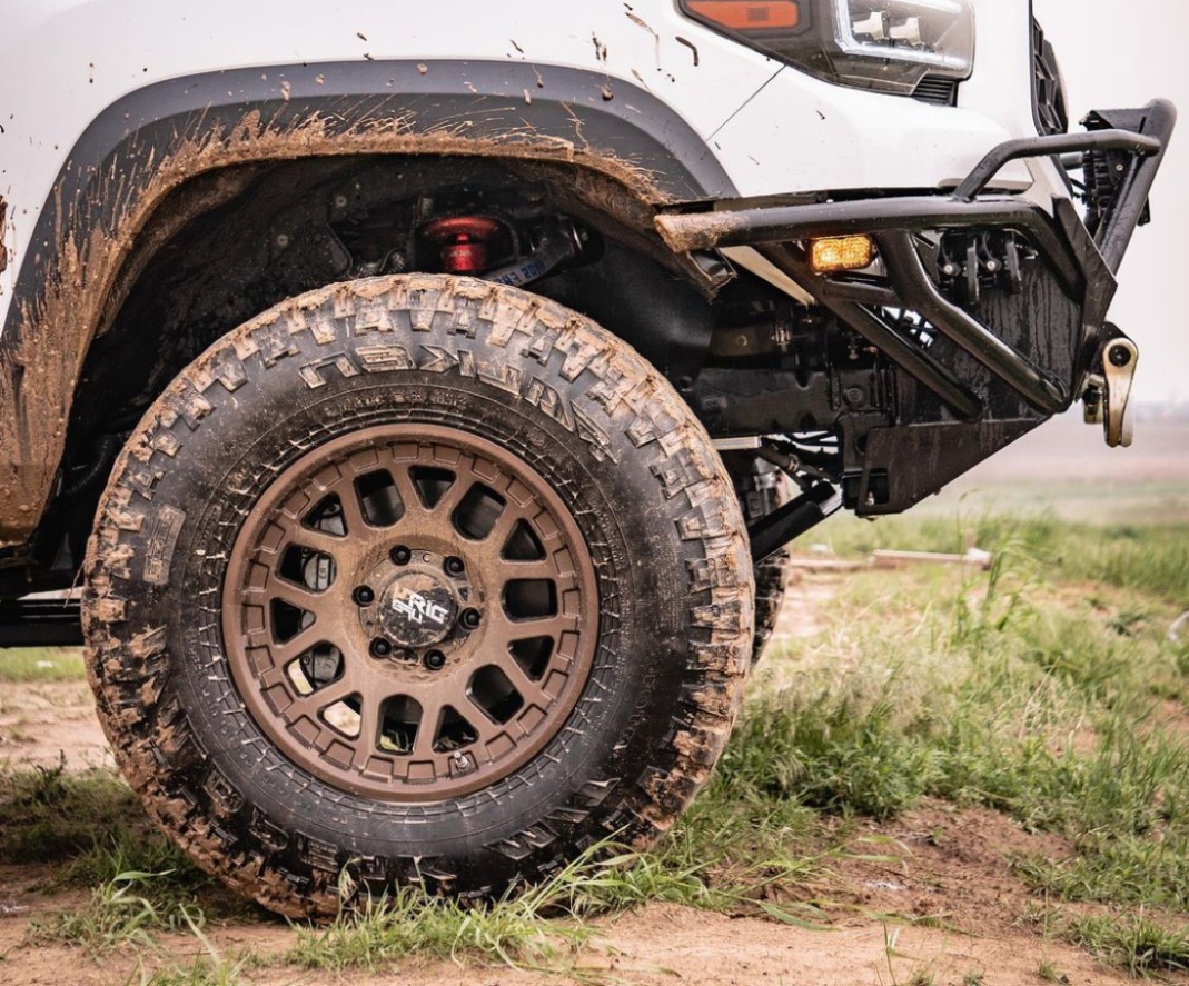 Pro Trucks & Cars in Murrysville, PA (2)