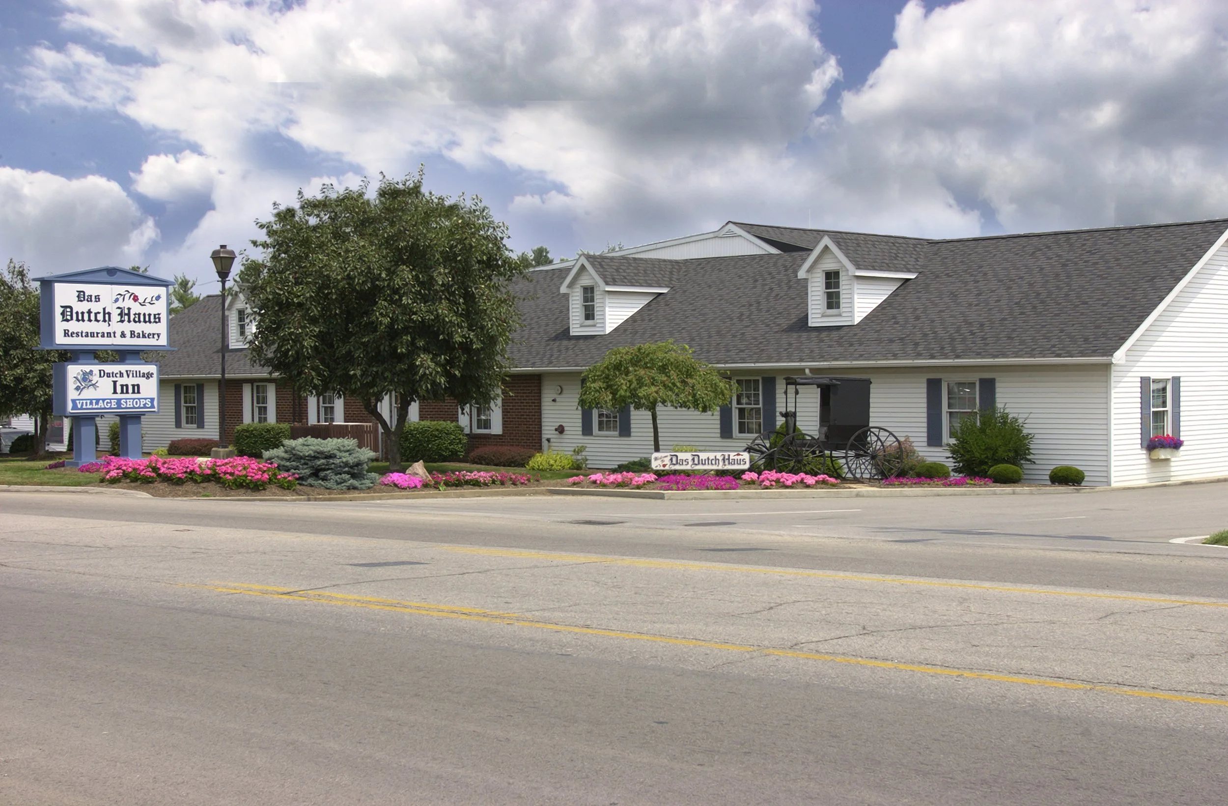 Best Western Plus Dutch Haus Inn and Suites in Columbiana, OH (2)