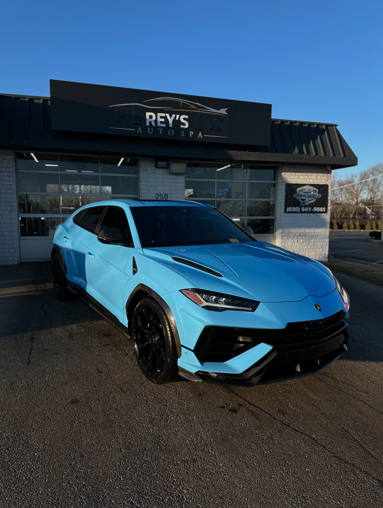 Rey’s Auto Spa Inc in Downers Grove, IL (2)