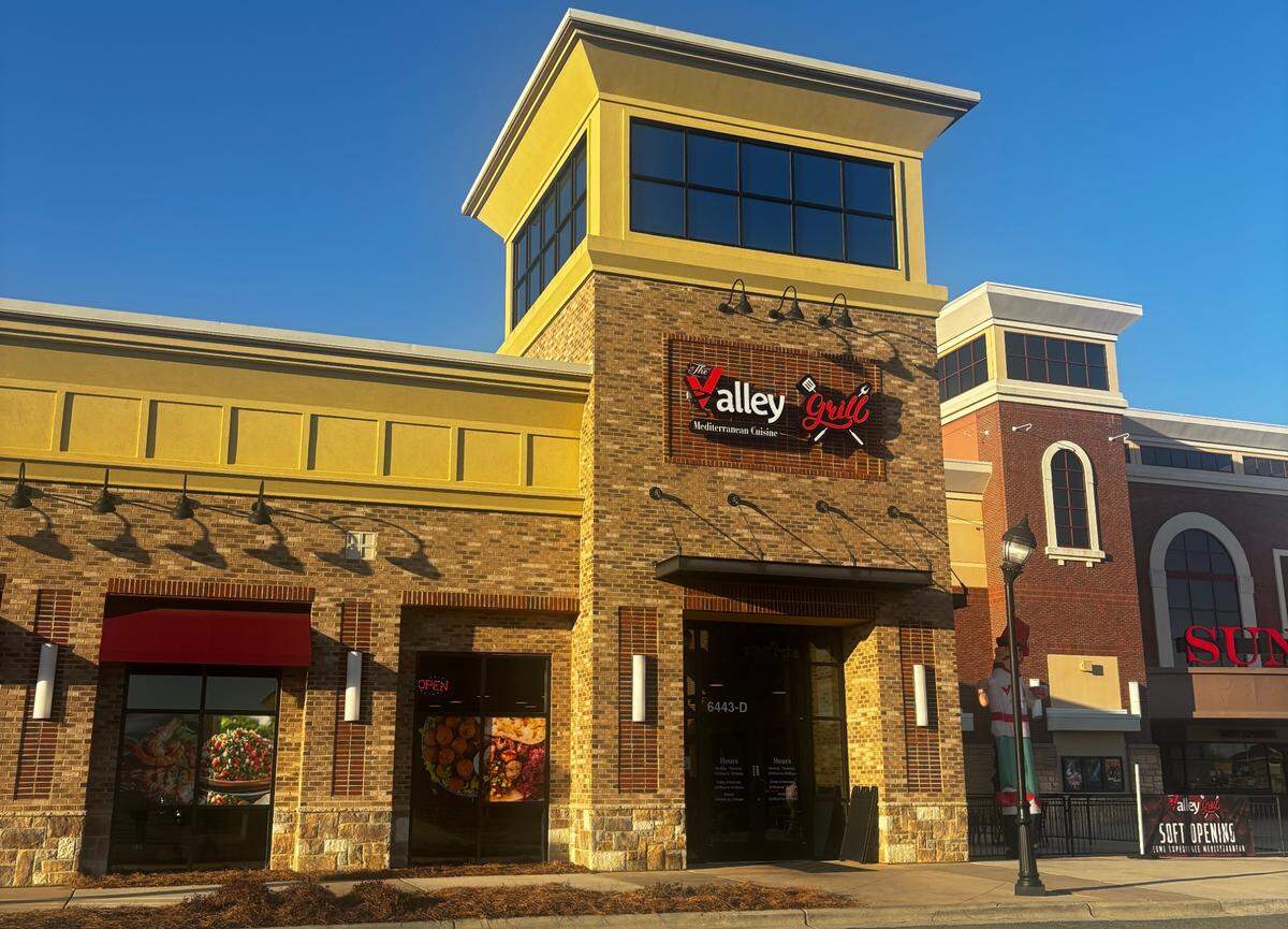 The Valley Grill &Yemeni Kitchen in Indian Trail, NC (5)