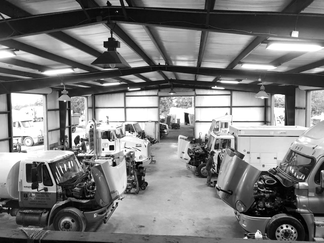 MT TRUCK PARTS & SERVICE in Krum, TX (4)
