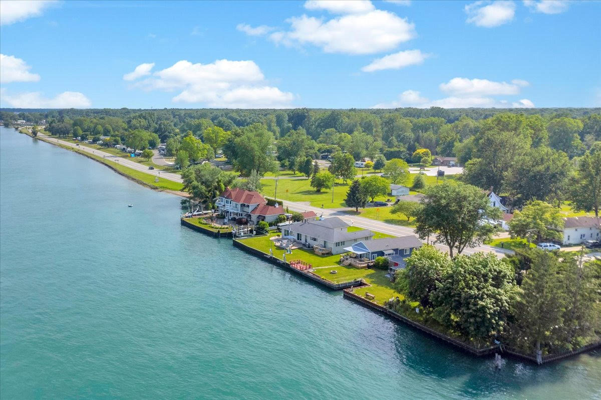 Sine & Monaghan Realtors - Grosse Pointe in Grosse Pointe, MI (5)