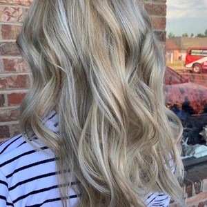 charstarhair @ the mane hair co in Peebles, OH